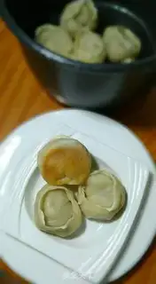 Make Big cabbage mushroom dumplings step 14