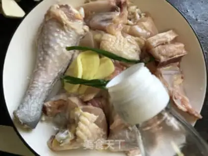 Make Puffy steamed rooster step 1