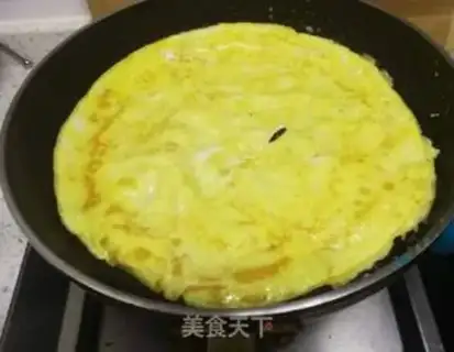 Make Three fresh fried dumplings step 4