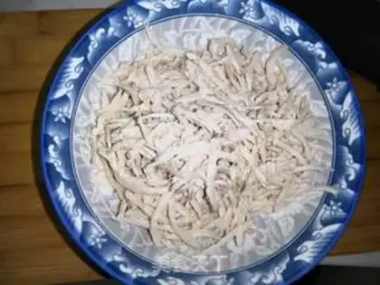Make Spicy chicken silk step 12