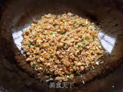 Make Soy sauce and egg fried rice step 7