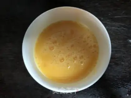 Make Golden mushrooms and eggs step 1