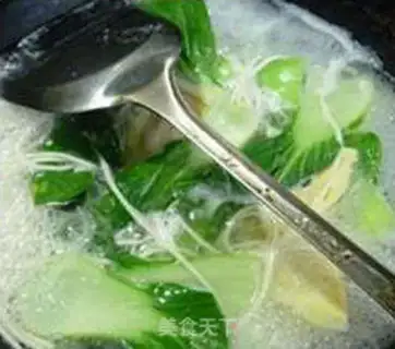 Make Egg dumpling soup noodles step 6