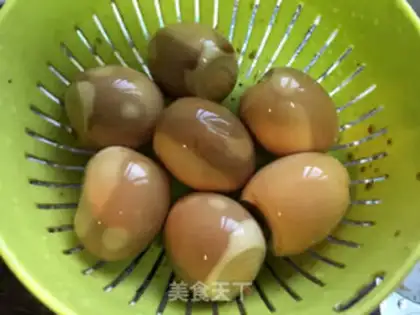 Make Five-skind eggs step 2