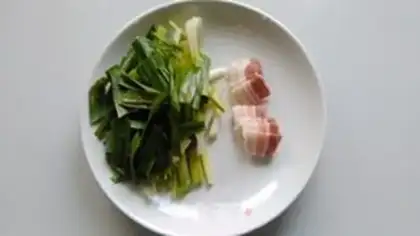 Make Garlic pork step 1