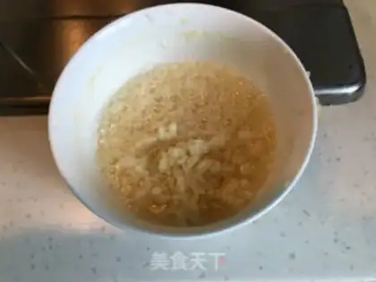 Make Shrimp with garlic and silver ears step 2