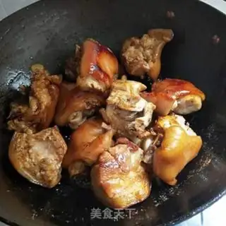Make Peanut stew pig hoof step 8