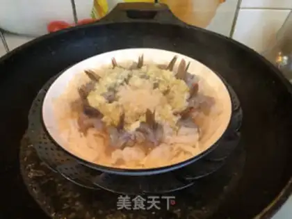 Make Shrimp with garlic and silver ears step 7