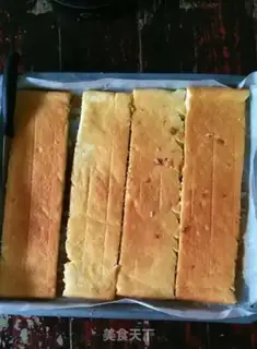 Make White rolls of red velvet step 8