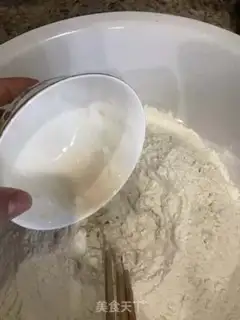Make Double-coloured buns step 1
