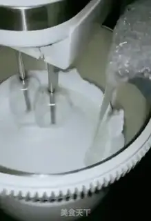 Make Cow Rolling Sugar step 3