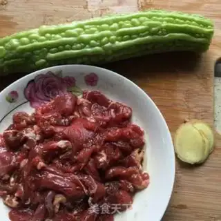 Make Scrambled beef step 1
