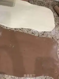 Make Double-coloured buns step 9