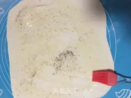 Make Onion cake step 4