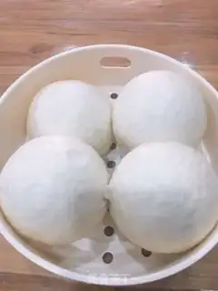 Make White cream buns step 6