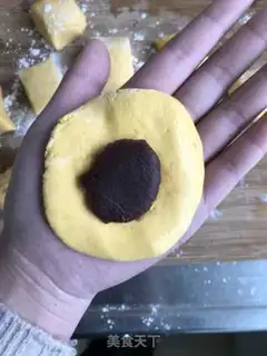 Make Pumpkin pie with soy sauce step 7