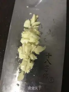 Make Garlic varnish step 1