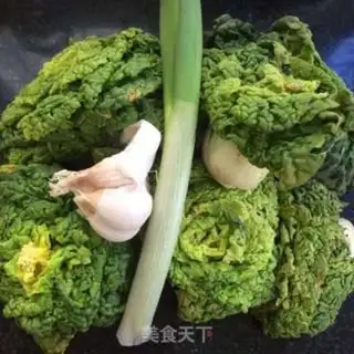 Make Garlic yellow cabbage step 0