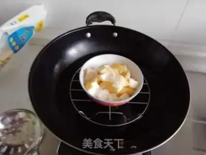 Make Queen of Hong Kong step 4