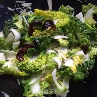 Make Garlic yellow cabbage step 5