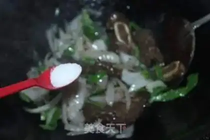 Make Pepper onion fried cowboy bones step 5