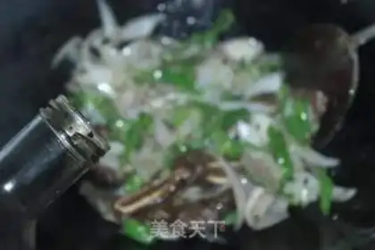 Make Pepper onion fried cowboy bones step 6