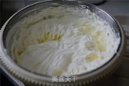 Make Strawberry Goldcake step 13