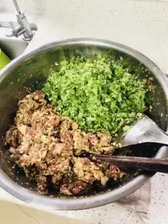 Make Celery buns step 7