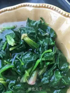 Make Spinach with rainbows step 4