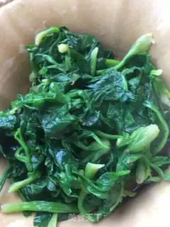 Make Spinach with rainbows step 5