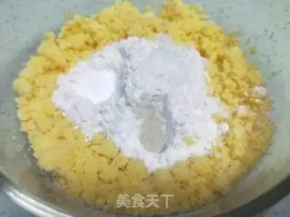 Make Low-fat corn paste copper turn step 1