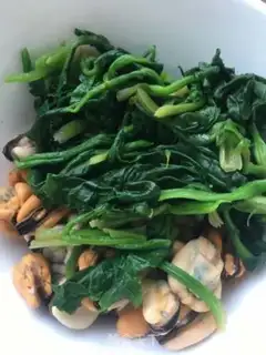 Make Spinach with rainbows step 14