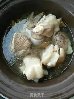 Make Bones and pig hoof step 7