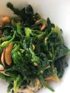 Make Spinach with rainbows step 16