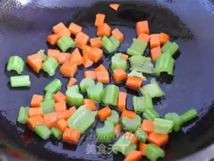Make Pour some veggie eggs step 5
