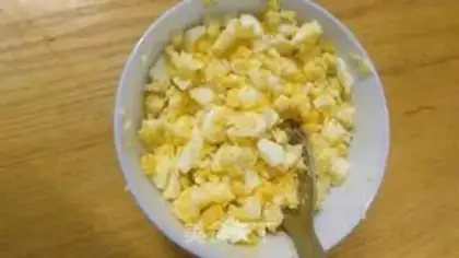 Make Butter egg sandwich step 1