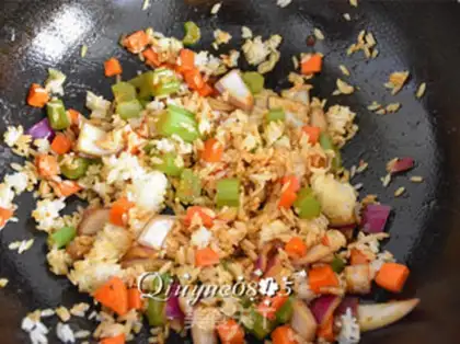 Make Pour some veggie eggs step 9