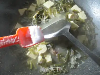 Make Pickles, tofu, duck legs step 4