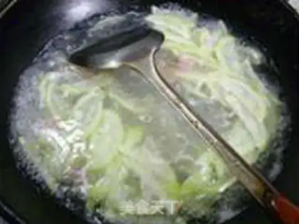 Make ♪ The night roses of salted meat fan soup ♪ step 8