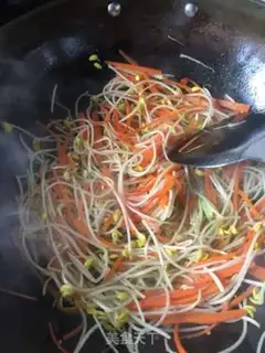 Make Bean sprouts step 3