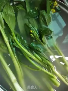 Make Cool gravy step 0