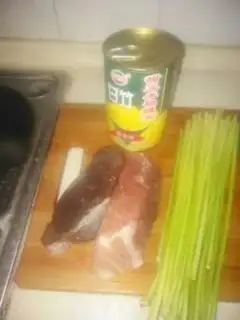 Make Corn and garlic fried meat step 0
