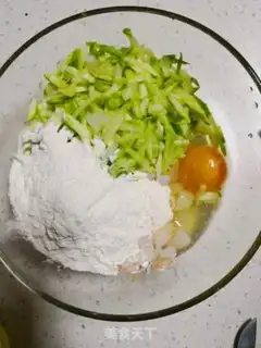 Make Cracker eggcake step 2
