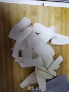 Make Sour radish step 1
