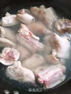 Make Pork hoof step 1
