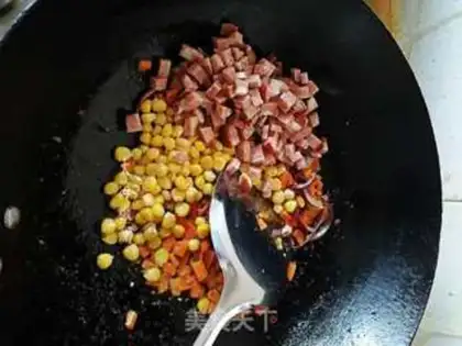 Make Vegetable sausage rice step 4