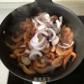 Make Spicy dry shrimp step 8