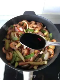 Make Spicy dry shrimp step 10