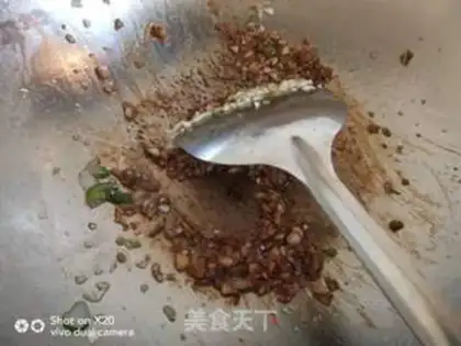 Make Garlic fan sap step 3