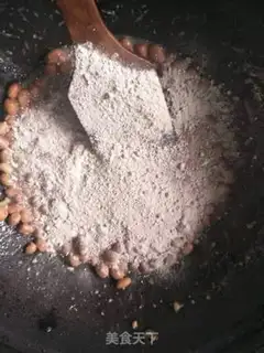 Make Hanging frost peanuts step 4